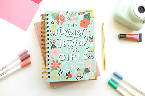 Prayer Journal for Teen Girls – Floral Cover & Creative Journaling Setup Flat lay of Prayer Journal for Teen Girls with floral cover, surrounded by pastel markers, gold pen, instant camera, and journaling accessories
